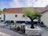 Les Oliviers - B&B Chériennes