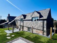 Penheyl, Tregonce near Padstow and Sea - B&B Storrs