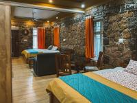 Double or Twin Room with Bathroom