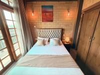 Deluxe Double or Twin Room with Sea View