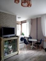 СВЕТ ПАРКОВКА УКРЫТИЕ 1этаж 1ком Центр ЦУМ, пр Мира WI - FI Посуточно месяц - Chambres d'hôtes Tchernihiv