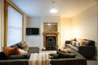 Three Bedroom House By Brookland Stays Serviced Accommodation Short Lets Cheltenham With Free WiFi - Ferienwohnung Cheltenham