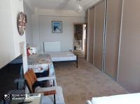 Aggelikis Cosy Shared House - Bed and Breakfast Pírgos