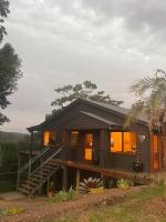 Private Treehouse Villa and Outdoor Bath - Bed and Breakfast Kin Kin
