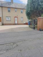 Rosyth 3 Bedroom home-Near Edinburgh & M90 With Free Parking - B&B