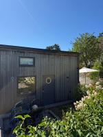 Guesthouse near the sea - B&B Västra Frölunda