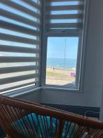 Cosy 1 Bedroom Apartment with a Sea View - Ferienwohnung Margate