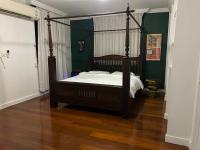 Kamer met Kingsize Bed