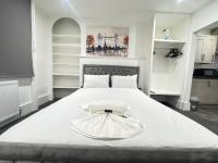 Beautiful Family Apartment On Edgware Road - Ferienwohnung London