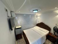 Luxury Villa AC Ensuite Room 9 - B&B Limbe