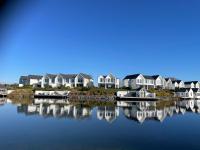 Clearwater Golf Resort - Entire Luxury Home - B&B Christchurch