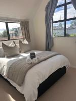 A Hidden Gem - Bed and Breakfast Auckland