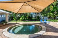 Stunning Waterfront Living on the Breakwater - B&B Townsville