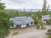 Peaceful 2BR Getaway Cabin at the Top of Riihivuori - B&B Muurame