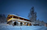 Senja Villa - Hot tub and northern lights view - Bed and Breakfast Torsli