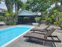 City Life Private Pool Villa - Bed and Breakfast Ban Mueang Len