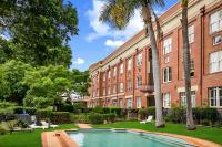 Woolstore Riverfront Apartments Teneriffe - B&B Brisbane