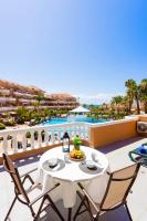 Home2Book Modern Seaview Apt & Pool, Las Américas - B&B Playa de las Américas