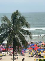 Apartamento em frente a praia - Bed and Breakfast Guarujá