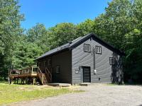 Charcoal Tree House - Chambres d'hôtes Gravenhurst