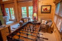 Rock n Rhapsody - Blue Ridge Log Cabin - Minutes to West Jefferson - Fireplace - Foosball - B&B West Jefferson