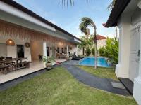 Kondo Villa 2 BR- Private Pool - B&B Seminyak