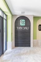 Люкс апартаменты у Хан-Шатыра Центр материнства и кардиохирургия - Chambres d'hôtes Astana