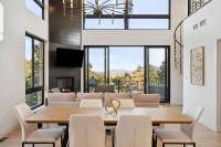 Modern Escape with Hot Tub and Scenic Views - B&B Bailey