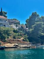 Apartmani Bah Basina - B&B Vrboska