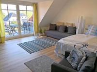 Apartment mit Balkon