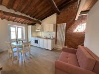 Attic Room Serena - Ferienwohnung Pietrasanta