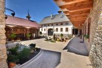 Svatojakubský pivovar - B&B Lesní Hluboké
