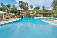 Britannia 634 - Canal Front 3BR Condo on 7 Mile Beach - Ferienwohnung Upper Land