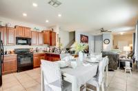4 Mi to Brandon Exchange: Resort-Style Townhome! - B&B Tampa