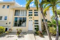 Island House #12 Summer Breeze 2BR-2BA at Rum Point Bioluminescent Bay - Ferienwohnung Driftwood Village