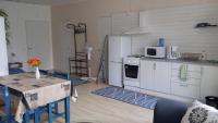 Tweepersoonskamer met 2 Aparte Bedden en Eigen Externe Badkamer