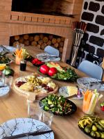 Gastro Garden Guesthouse - Bed and Breakfast Aramus