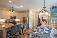 Downtown West Jefferson Home - Fireplace - Sleeps 8 - B&B West Jefferson