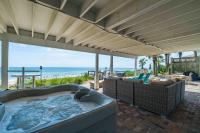 Oceanfront Hot Tub Putting Green Fire Pit - B&B Ponte Vedra Beach