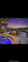 Family Chalet With Rooftop Theater GameRoom Mins to DT - B&B Gatlinburg
