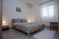 Comfort Two-Bedroom Apartment with Balcony and Sea View