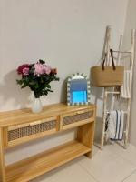 Bondi Ocean Views, Parking, 1 min to Beach - B&B Sydney