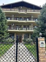 Grand View Suites Meteora 2 - Chambres d’hôtes Kalampáka