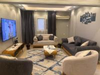 شقة راقية المهندسين ش جامعة الدول - Ferienwohnung Kairo