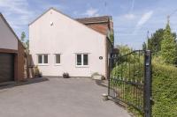 Peaceful 3-Bed Cottage in Eastington - B&B Claypits