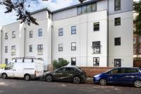 Stylish 5 Bedroom 4 Bathroom Townhouse - B&B Cheltenham