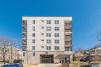 ATL Condo with King Bed Free Street Parking 525Pkwy217 - Chambres d'hôtes Atlanta