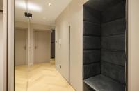 LupoApartments Premium Łazowskiego, Klimatyzacja, Parking, Dostęp na Kod, 3 Sypialnie, Pole Dance - Chambres d'hôtes Łódź
