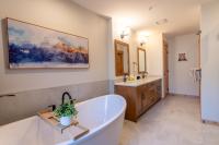 Timberstone Condo by Canadian Rockies Vacation Rentals - B&B Canmore