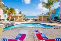 Cayman Paradise Villa #1 - 4BR Oceanfront, Pool & Quiet East End - Chambres d'hôtes East End